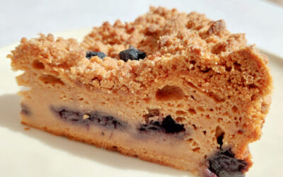 Apple And Blueberry Sour Cream Crumble Cake